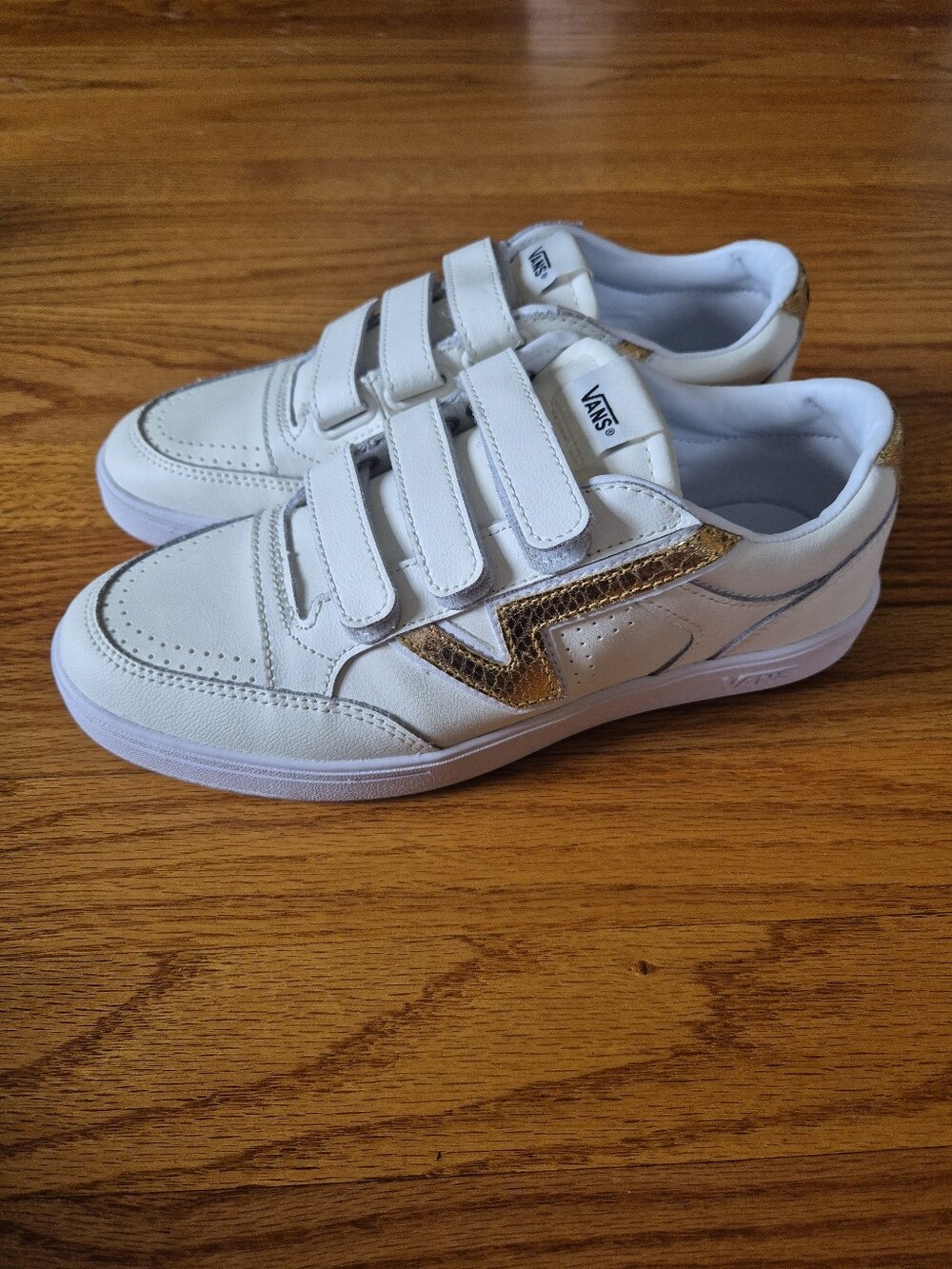 Vans Lowland Comfycush Women’s Athletic Shoe White Gold Sneaker